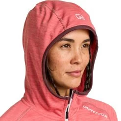 Ortovox Fleece Light Hoody Damen Wild Rose Blend -Günstiges Berggeist Geschäft 59662207534d Ortovox Fleece Jkt W rose